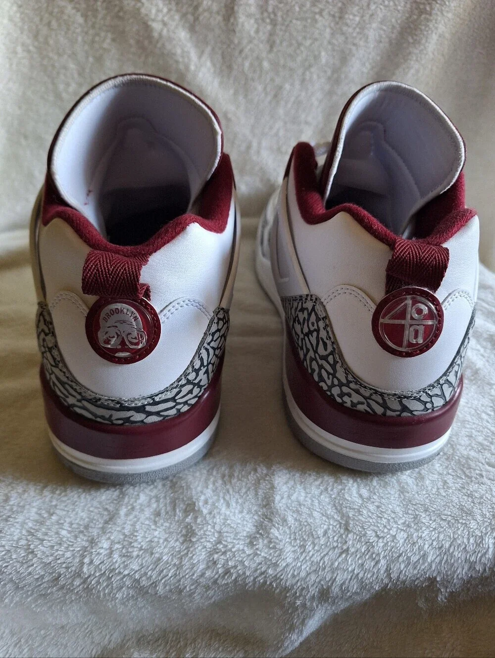 Jordan Spizike Low White Team Red Elephant Print Men's 13 EUC VERY CLEAN